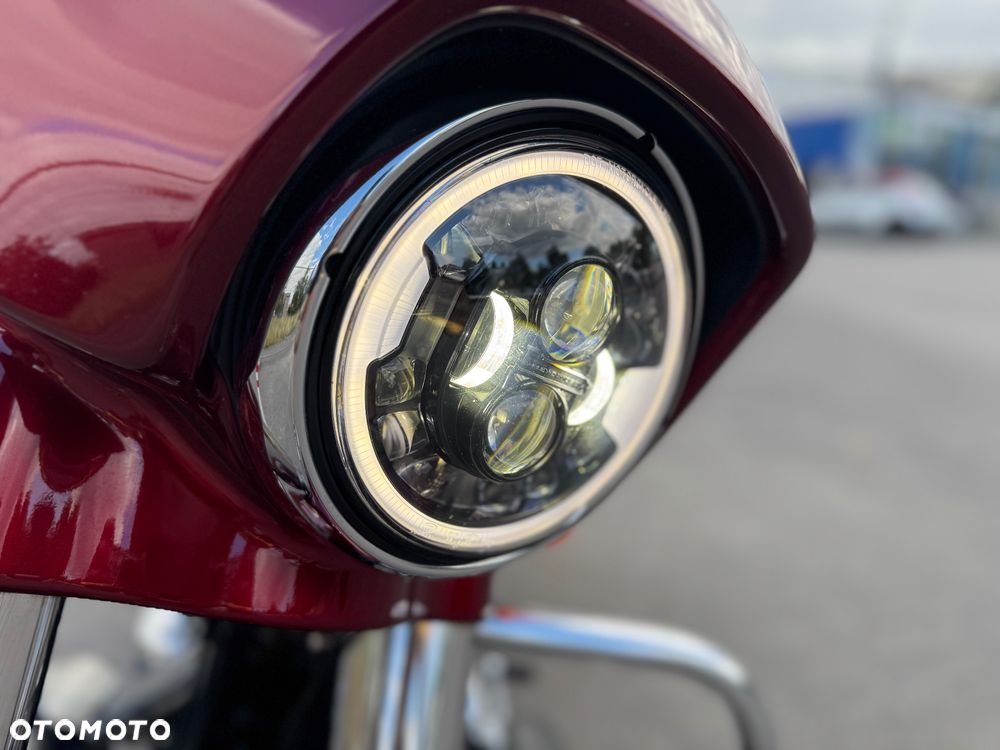 Harley-Davidson Touring Street Glide - 21