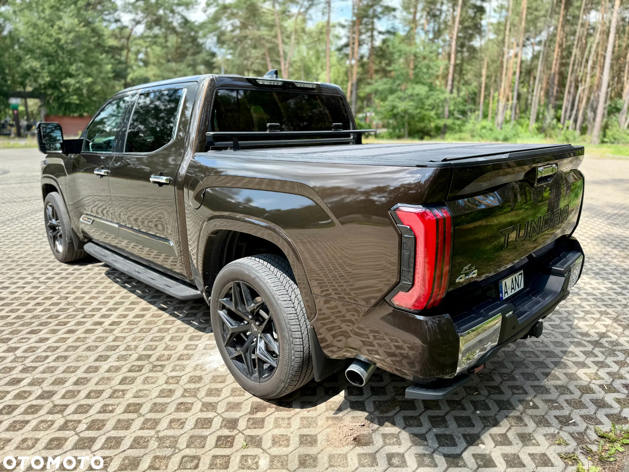 Toyota Tundra - 10