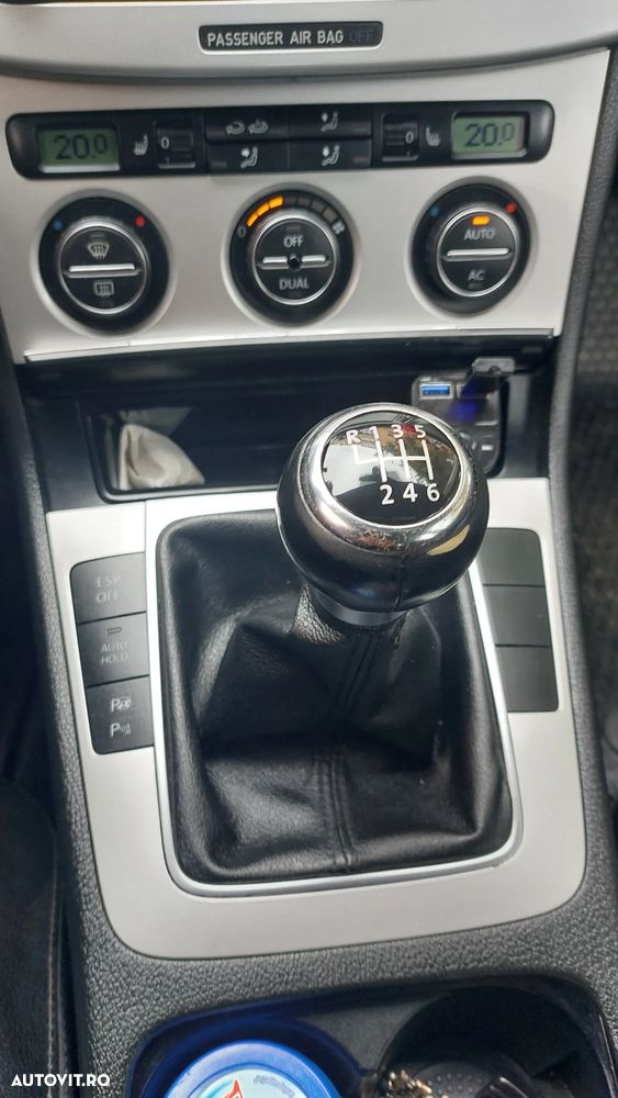 Volkswagen Passat - 8