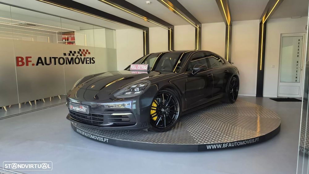 Porsche Panamera 4 S - 13