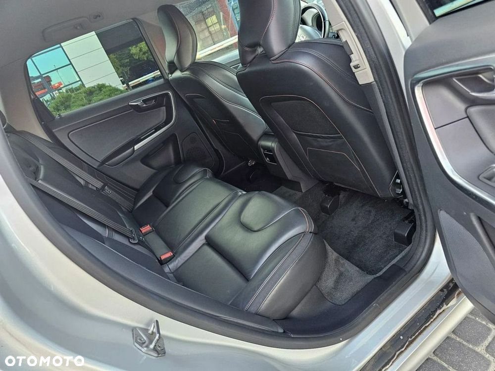 Volvo XC 60 D3 Inscription - 21