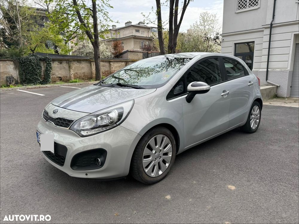 Kia Rio 1.4 DSL Comfort - 2