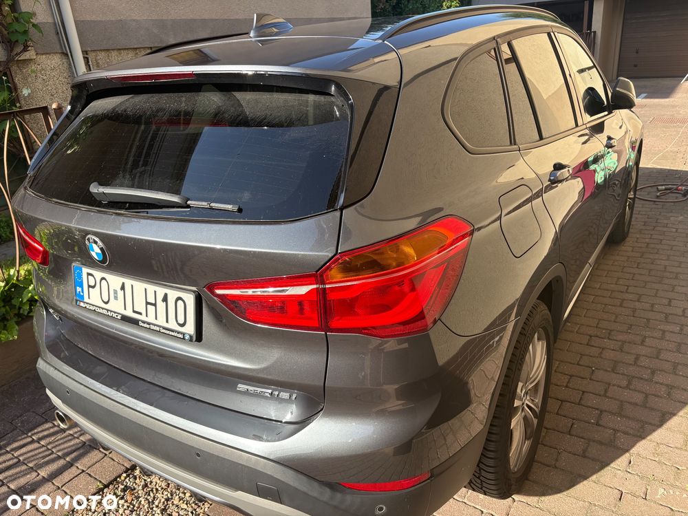 BMW X1 sDrive18i - 4
