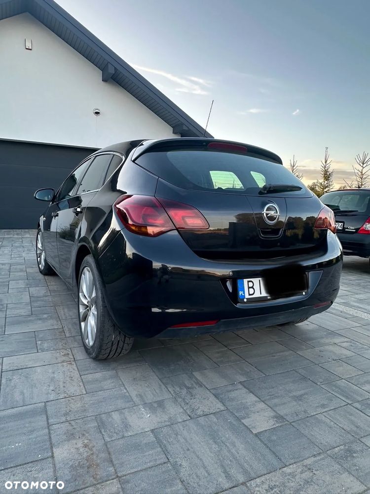 Opel Astra 1.7 CDTI - 4