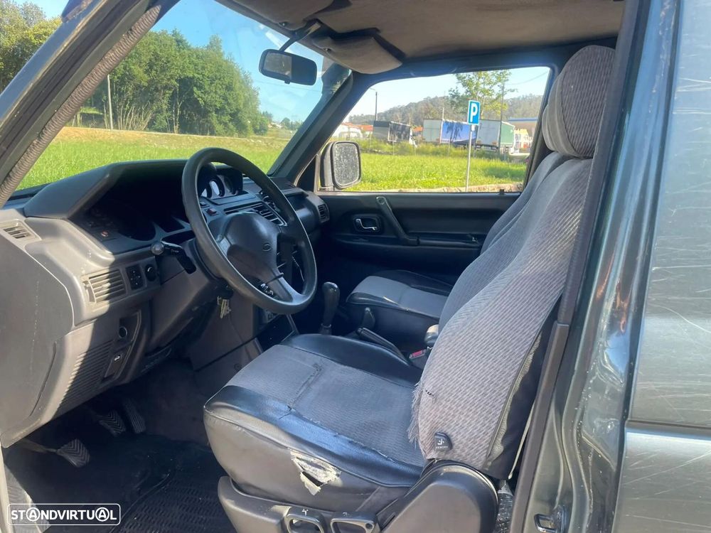 Mitsubishi Pajero 2.5 TD GLX Longo - 7