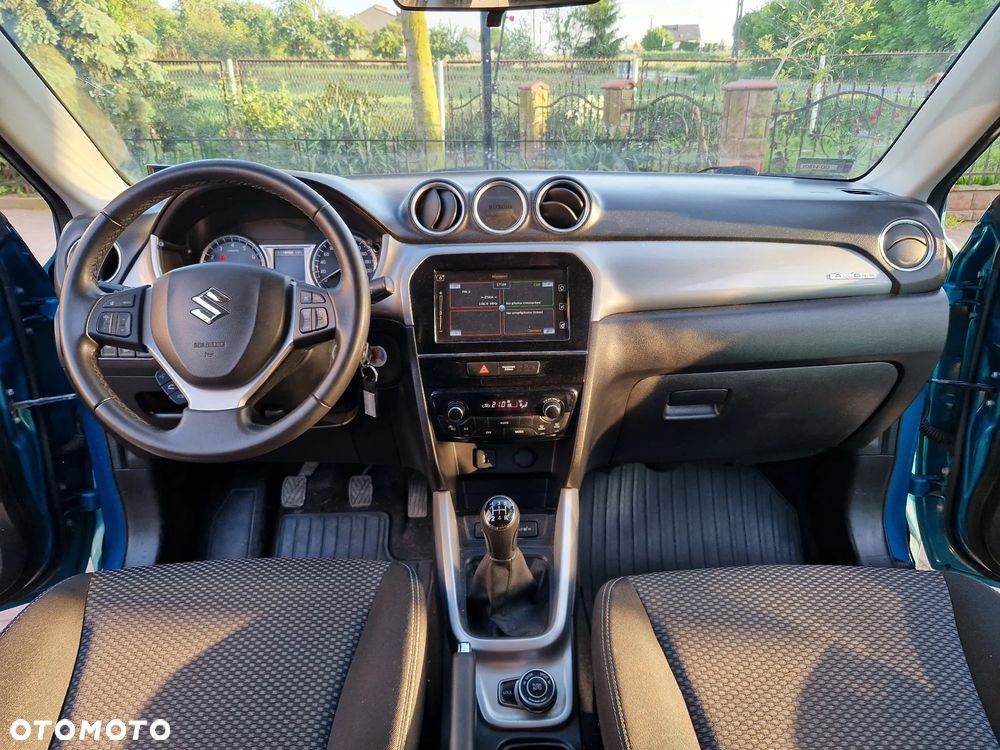 Suzuki Vitara 1.6 Premium 4WD - 17