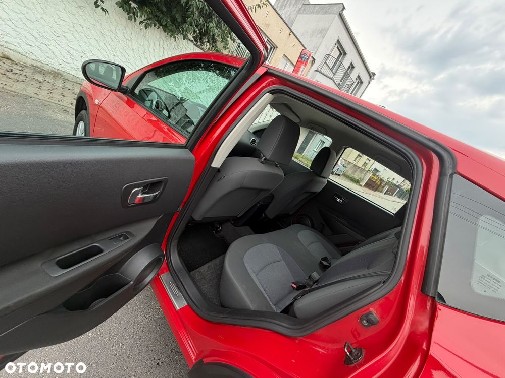 Nissan Qashqai 2.0 4 x 4 visia - 14