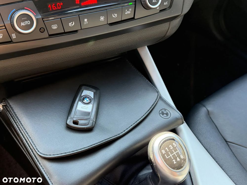 BMW Seria 1 125d - 28