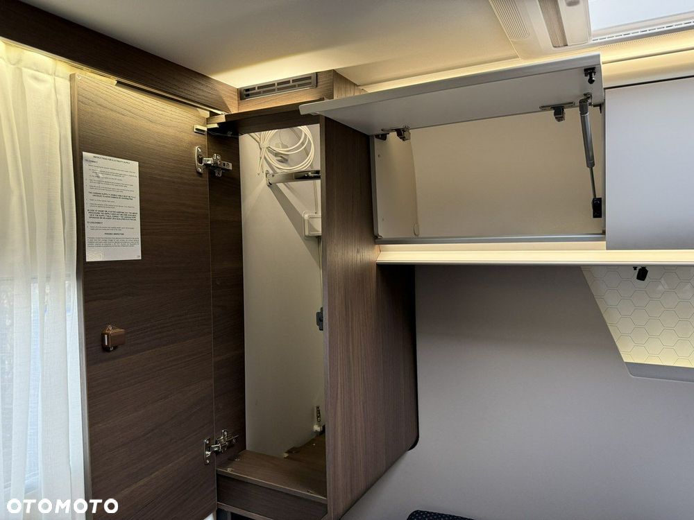 Adria Adria Coral 670 DC Supreme 180KM AUTOMAT FV23% WCC - 22