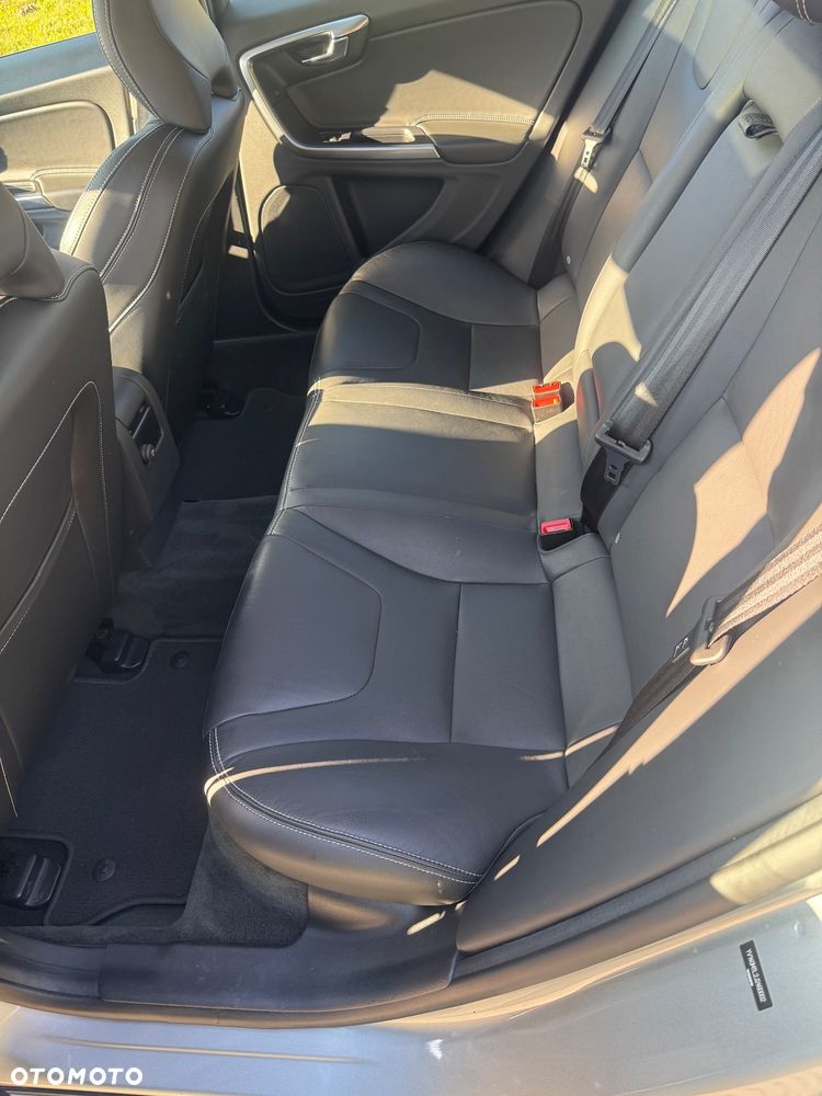 Volvo S60 - 10
