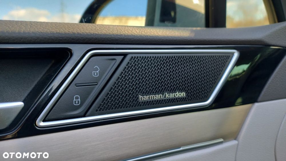 Volkswagen Passat 2.0 TDI 4Mot Elegance DSG - 17