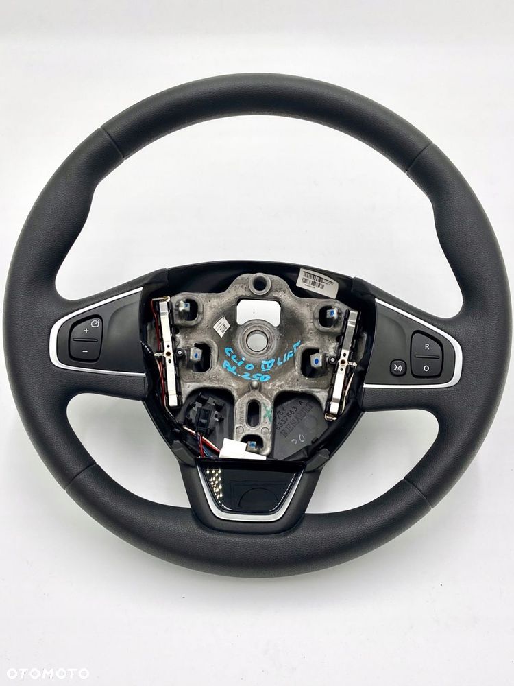 kierownica - renault clio iv lift - 1