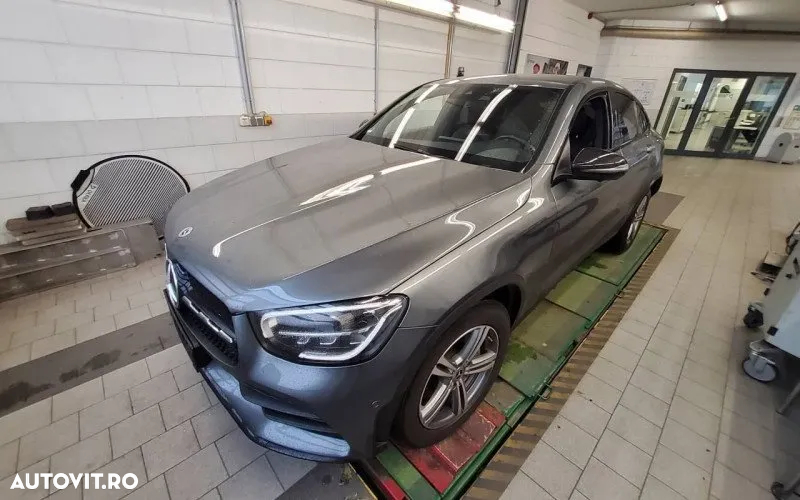 Mercedes-Benz GLC - 7