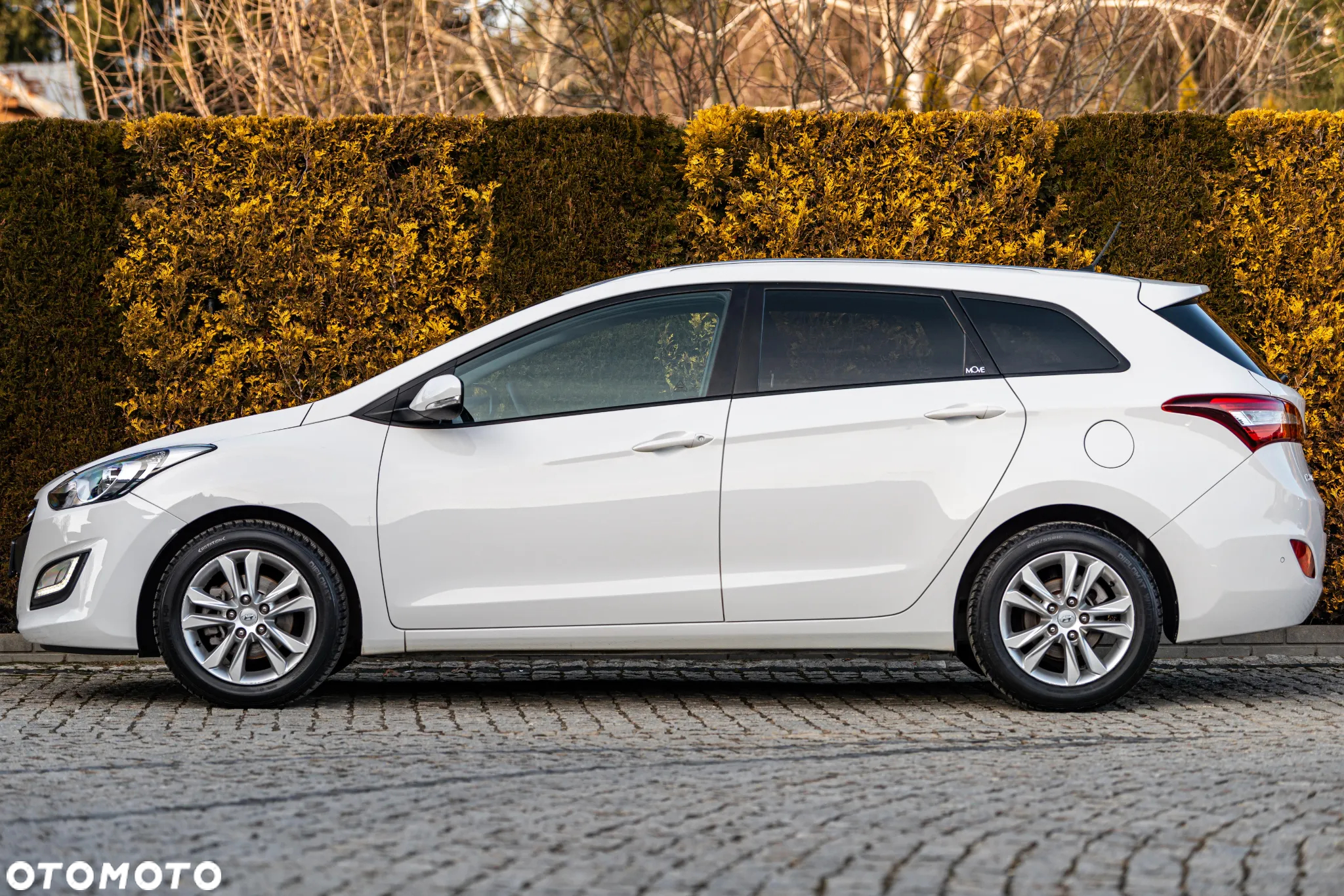 Hyundai i30 blue 1.6 GDI Passion - 15