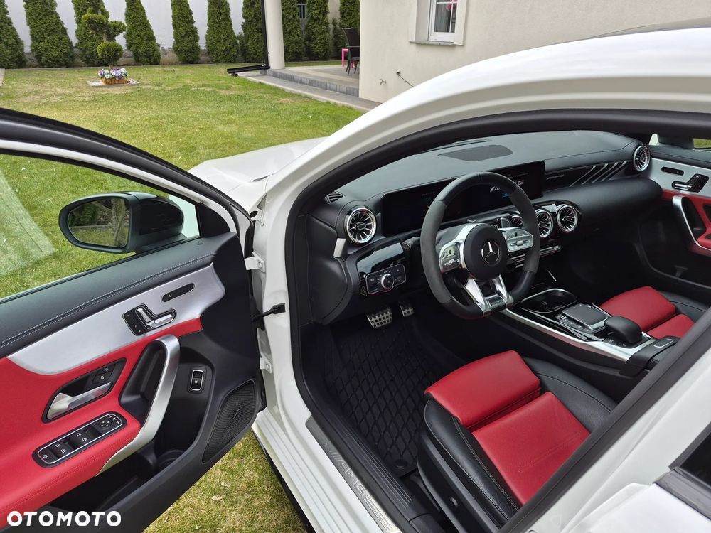 Mercedes-Benz Klasa A AMG 35 4Matic AMG Speedshift DCT 7G - 17