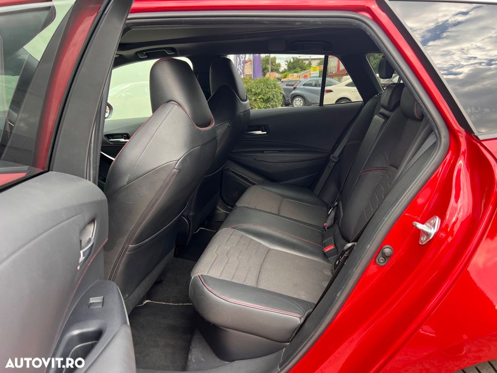 Toyota Corolla 2.0 HSD Exclusive Plus GR Sport Bi-Tone - 13