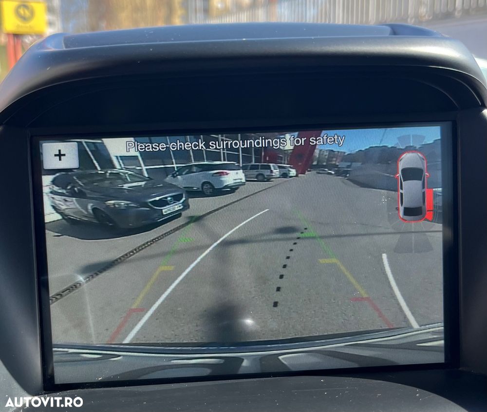 Ford Kuga 2.0 TDCi Powershift 4WD Titanium - 11