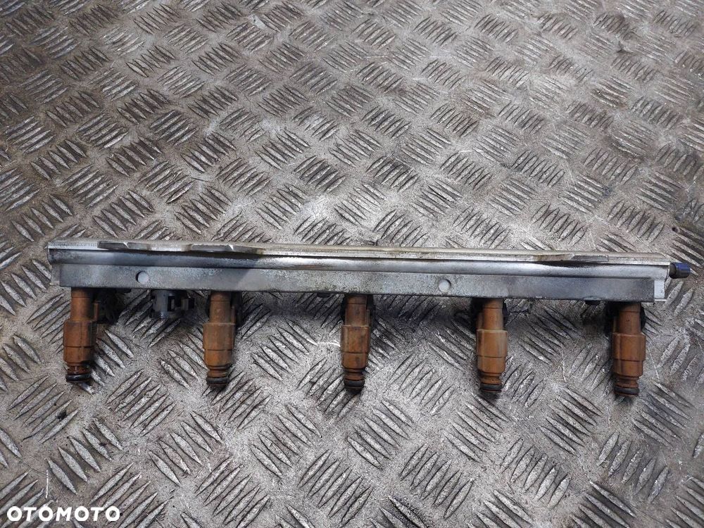 LISTWA WTRYSKOWA WTRYSKIWACZE VOLVO S80 I 2.5 T 9186340 0280155831 - 2