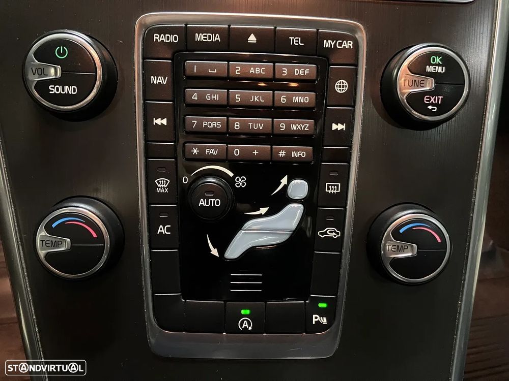 Volvo XC 60 2.0 D4 Summum - 42