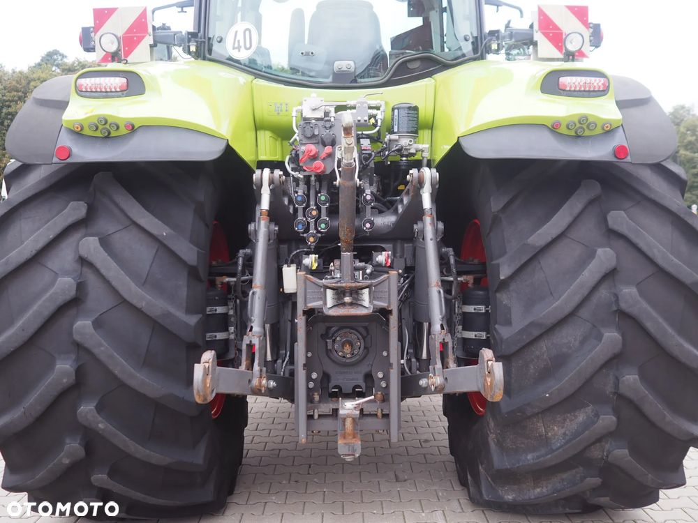 Claas Axion 810 CMATIC - 13
