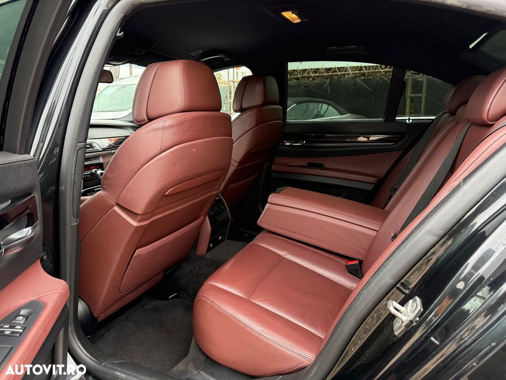 BMW Seria 7 740d xDrive Edition Exclusive - 10