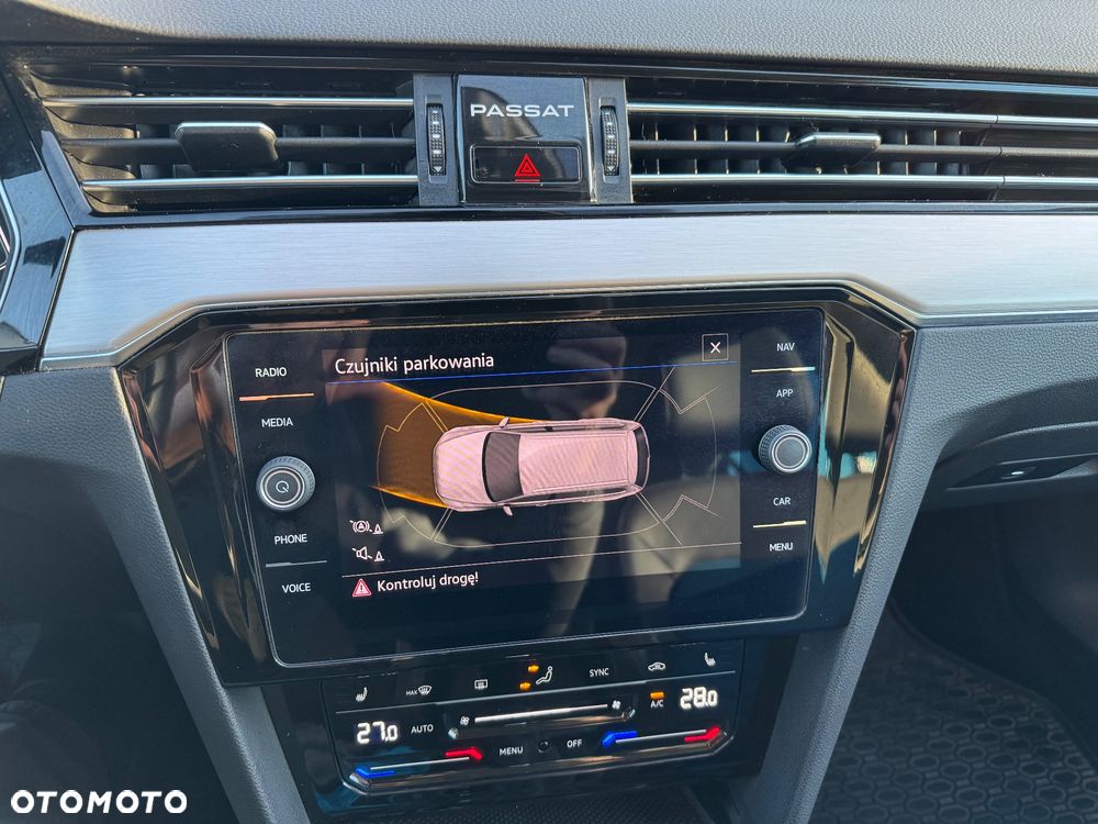 Volkswagen Passat Variant 2.0 TDI EVO Elegance DSG - 21