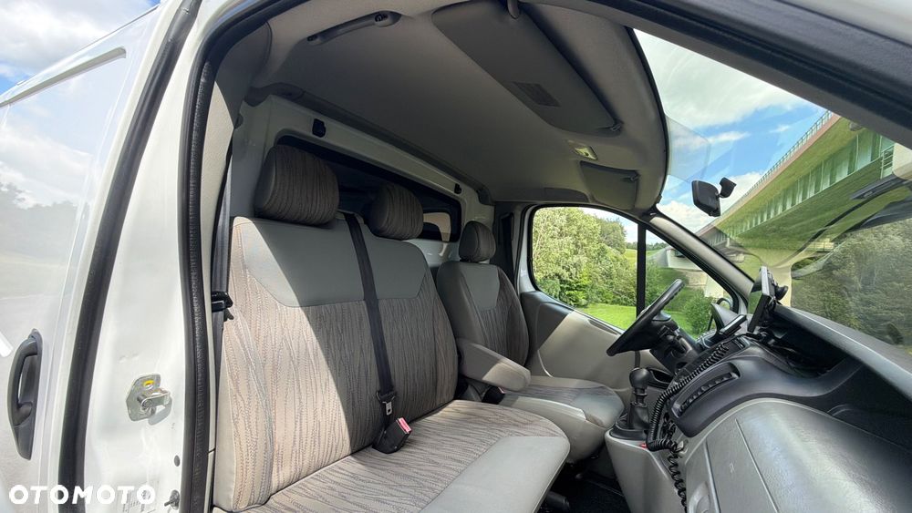 Nissan Primaster - 17
