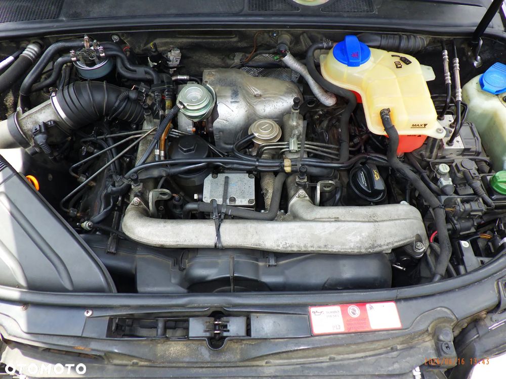 Audi A4 Avant 2.5 TDI - 10