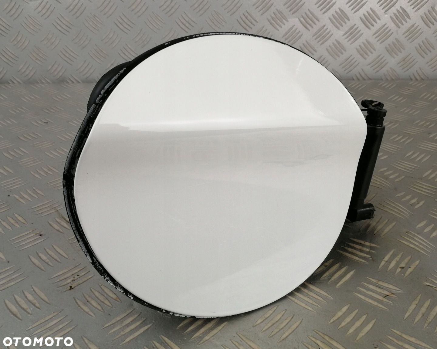 7434642 7409543 klapka wlewu paliwa pokrywka obudowa osłona BMW F20 F21 F22 - 1