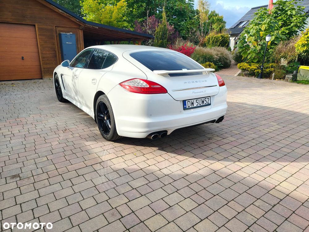Porsche Panamera 2009 photo 3
