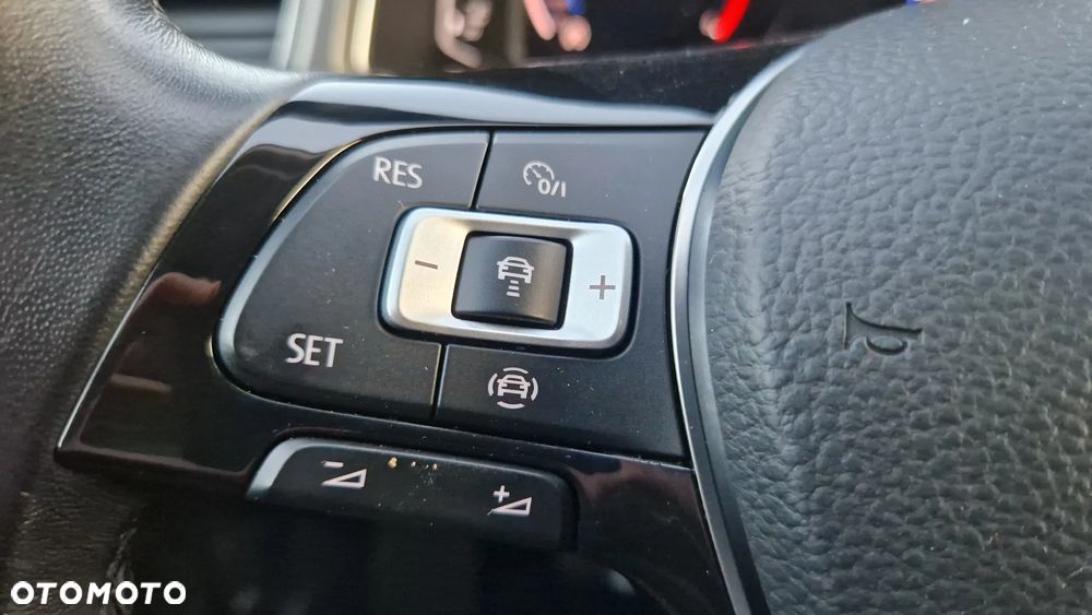 Volkswagen T-Roc 2.0 TDI SCR Life - 18