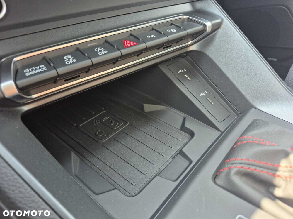 Audi Q3 40 TFSI Quattro S-Line S tronic - 35
