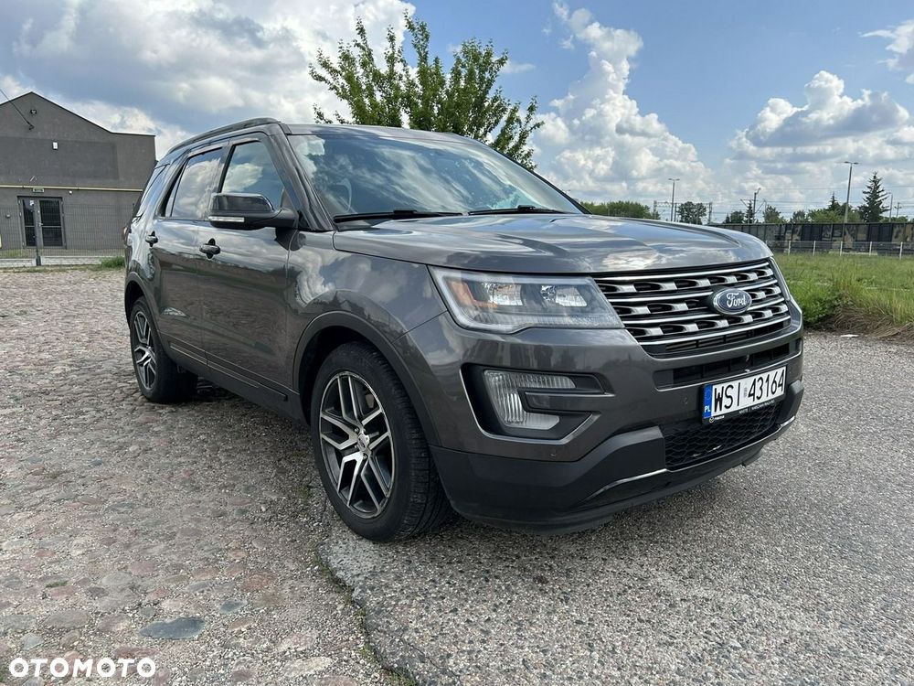 Ford Explorer - 9