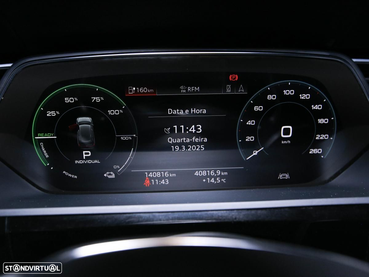 Audi e-tron 50 quattro - 14