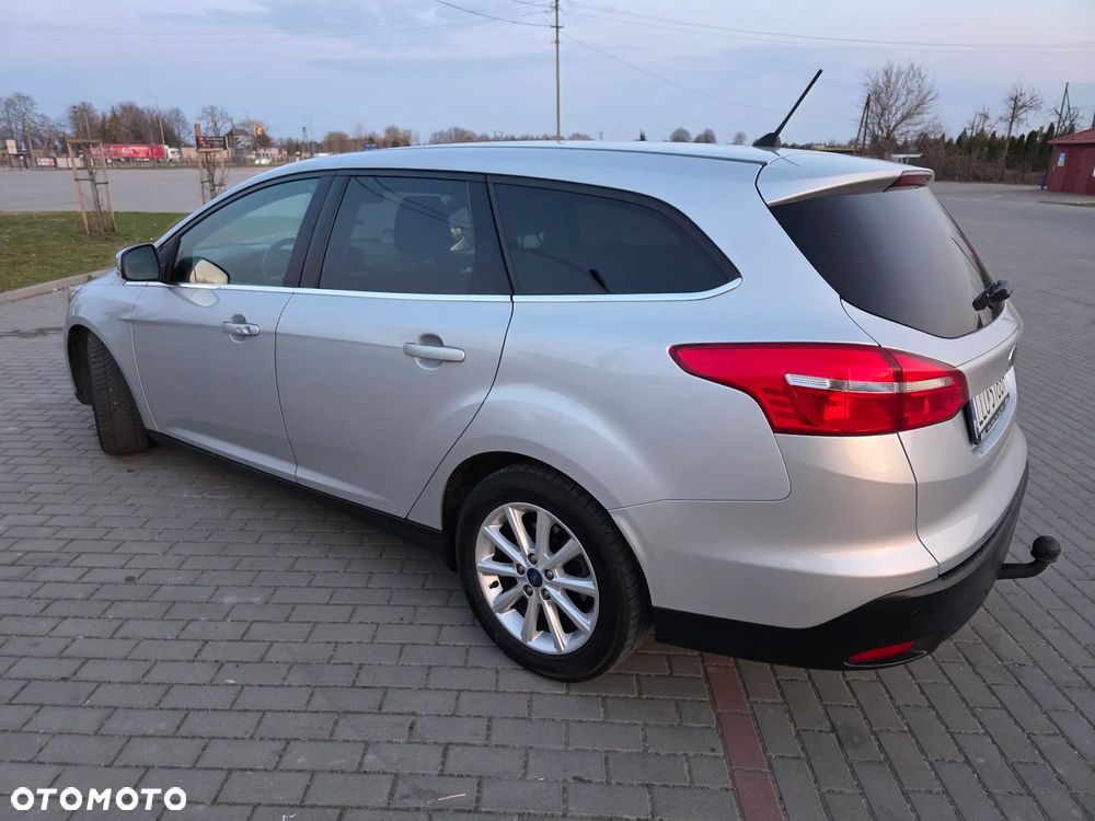 Ford Focus SW 2.0 TDCi Titanium ASS - 6