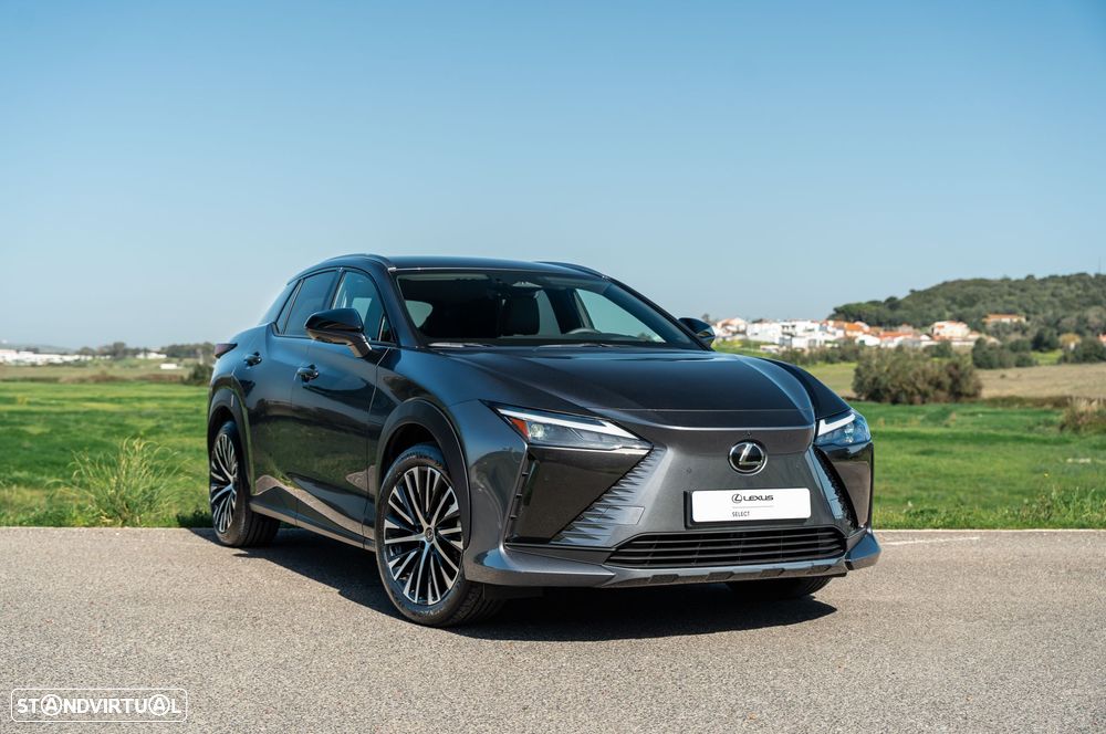 Lexus RZ 300e - 34