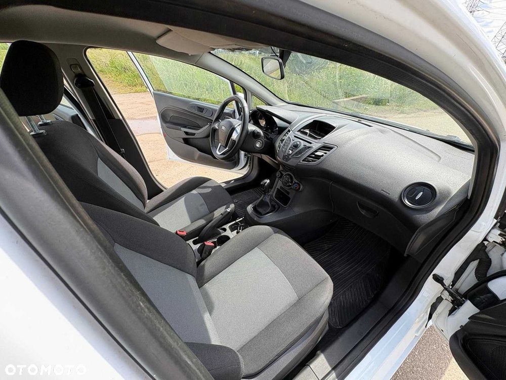 Ford Fiesta - 7