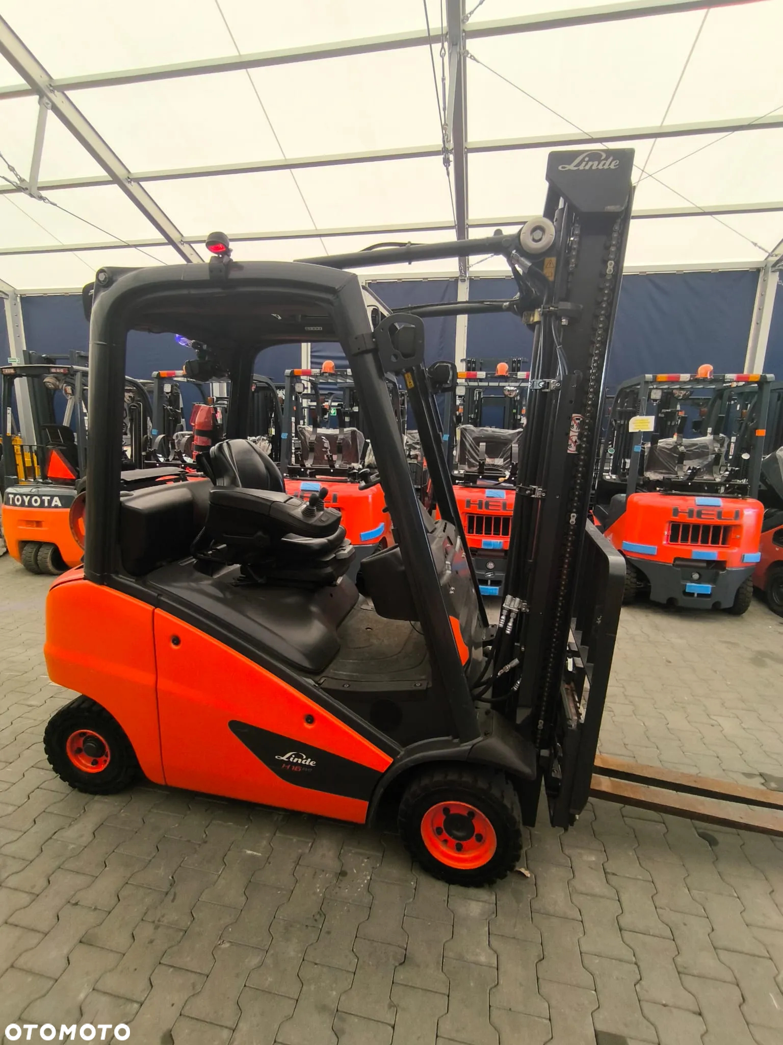 Linde H16T-01 - 4