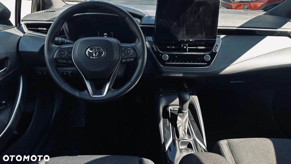 Toyota Corolla - 11