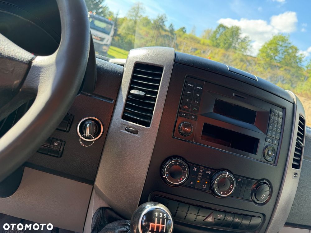 Volkswagen Crafter - 12