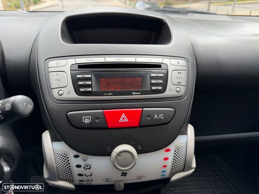 Toyota Aygo 1.0 + AC - 19