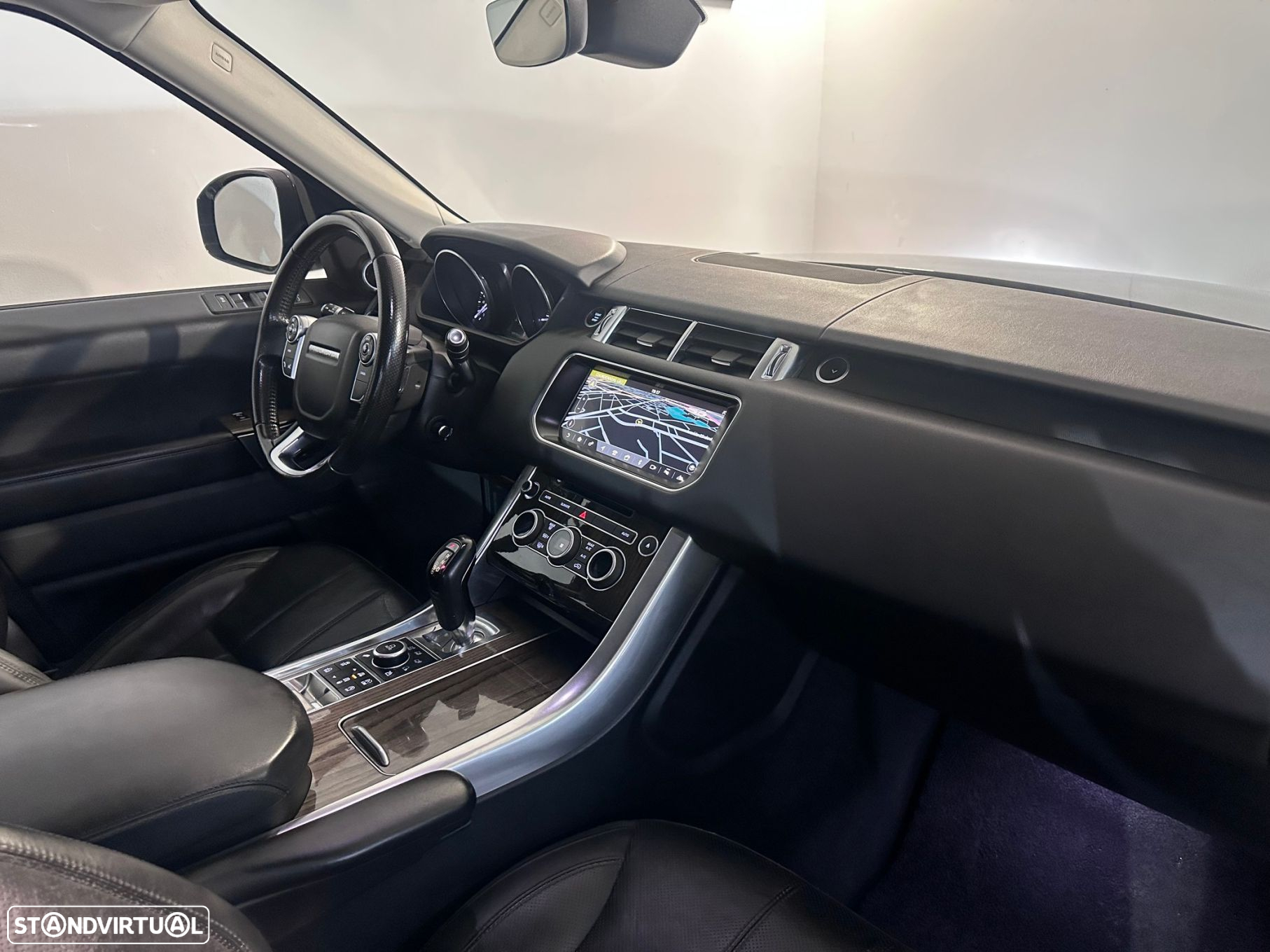 Land Rover Range Rover Sport 2.0 SD4 HSE - 15