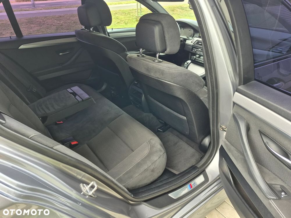 BMW Seria 5 520d Sport-Aut - 20