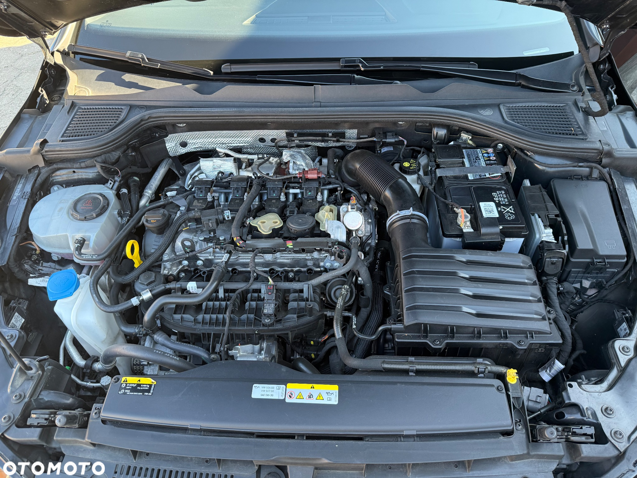 Volkswagen Golf VIII 2.0 TSI 4Motion R DSG - 14