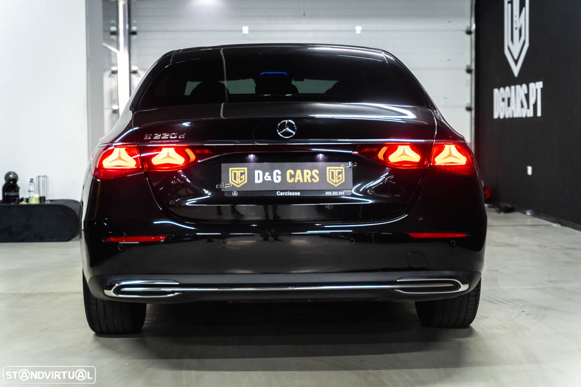 Mercedes-Benz E 220 d Avantgarde - 26