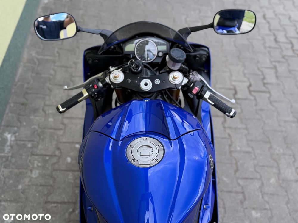 Yamaha R6 - 19