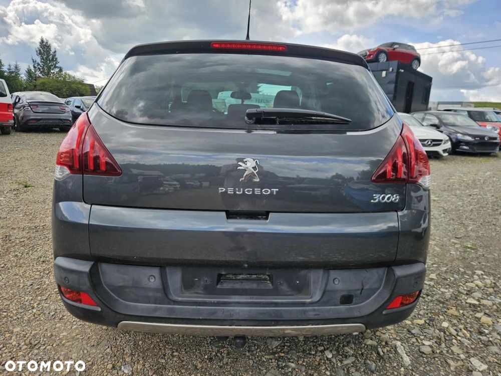 Peugeot 3008 HDi FAP 115 Family - 11