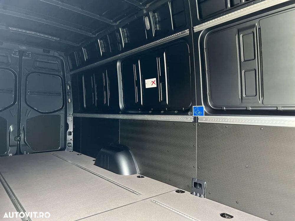 Mercedes-Benz Sprinter 319 CDI furgon Edition 30 - 20