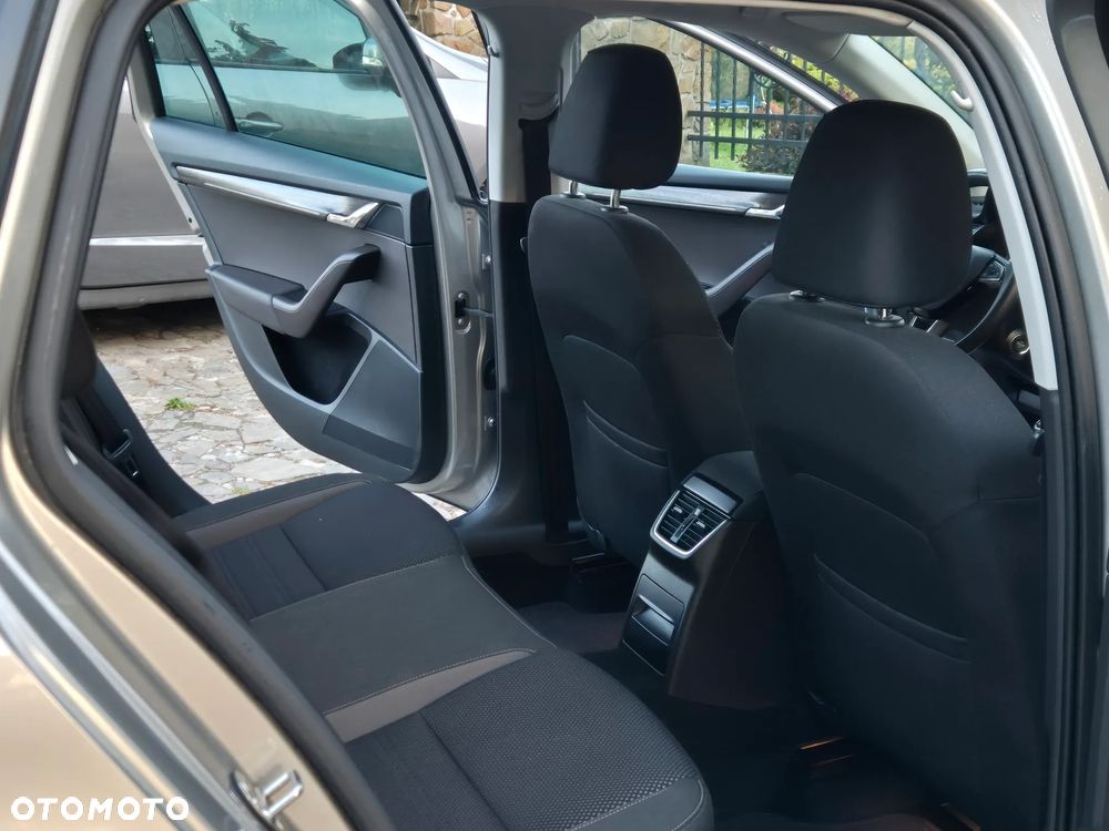 Skoda Octavia 2.0 TDI 4x4 Scout - 28