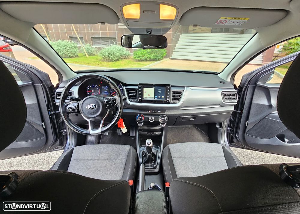 Kia Stonic - 23